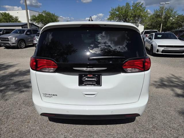 2026 Chrysler Voyager LX