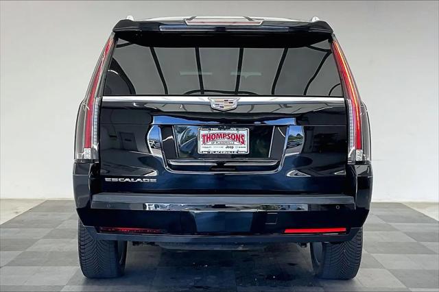 2017 Cadillac Escalade Luxury