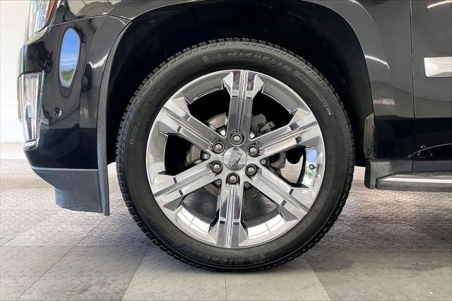 2017 Cadillac Escalade Luxury
