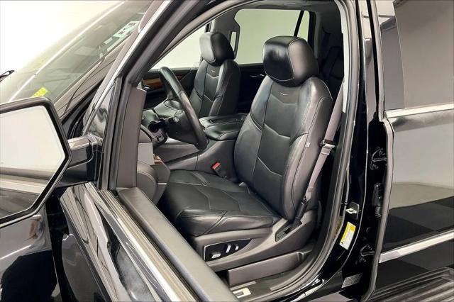 2017 Cadillac Escalade Luxury