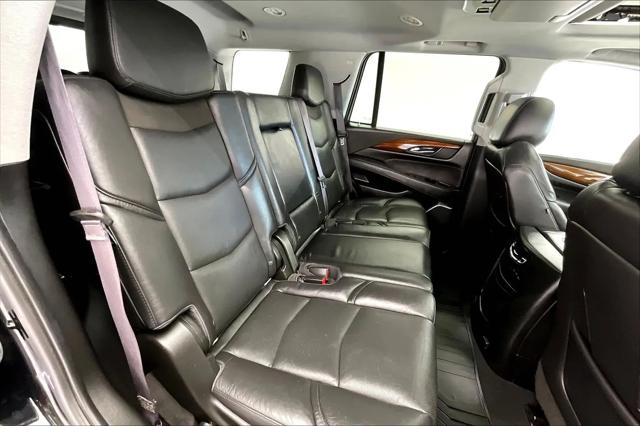 2017 Cadillac Escalade Luxury