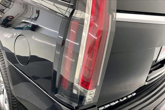 2017 Cadillac Escalade Luxury