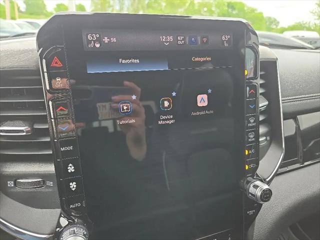 2026 Ram 1500 Laramie Crew Cab 4x4 5'7" Box