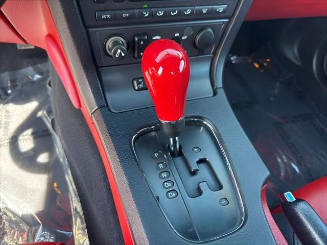 2003 Ford Thunderbird Deluxe