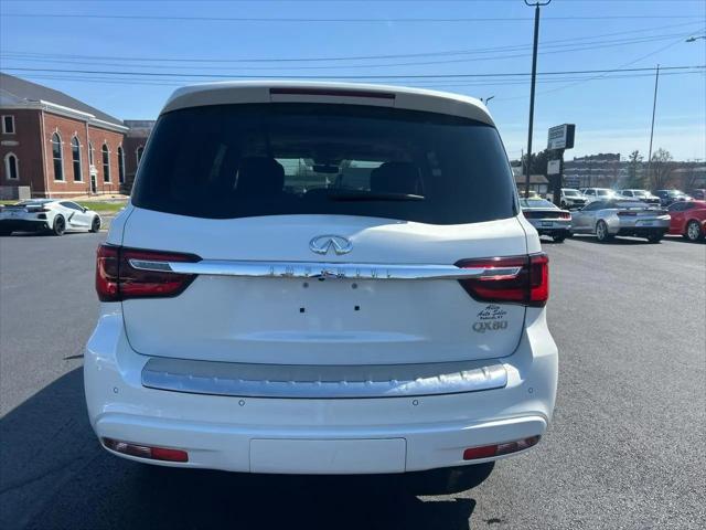 2024 INFINITI QX80 LUXE