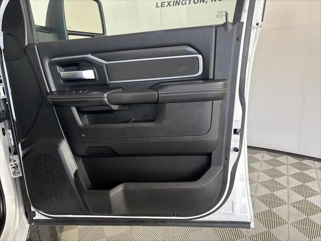 2025 Ram 2500 Big Horn Crew Cab 4x4 6'4" Box