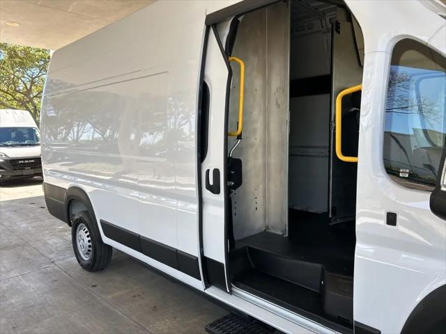 2024 Ram ProMaster Tradesman