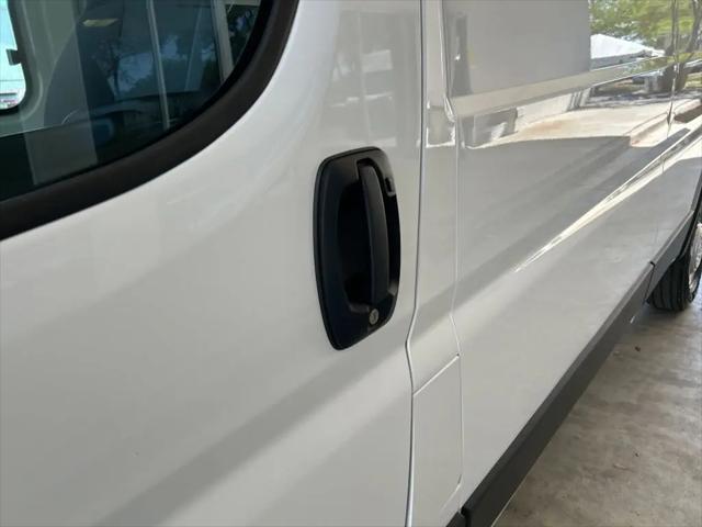2024 Ram ProMaster Tradesman