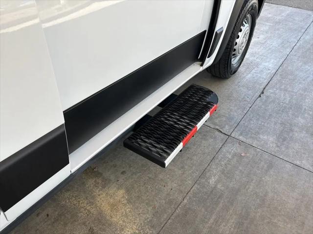 2024 Ram ProMaster Tradesman