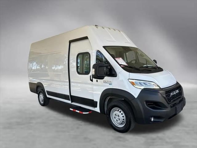 2024 Ram ProMaster Tradesman