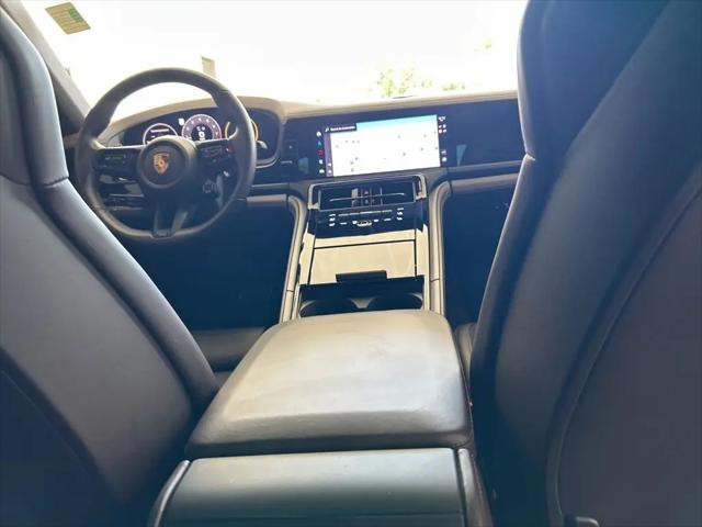 2024 Porsche Panamera 4