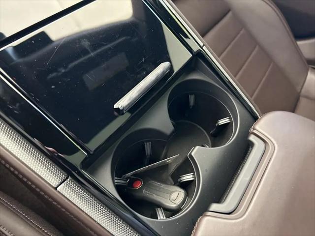 2024 Porsche Panamera 4