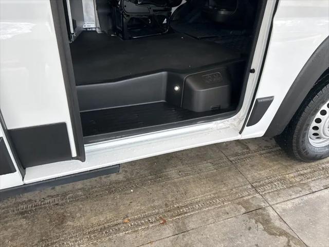 2024 Ram ProMaster Tradesman