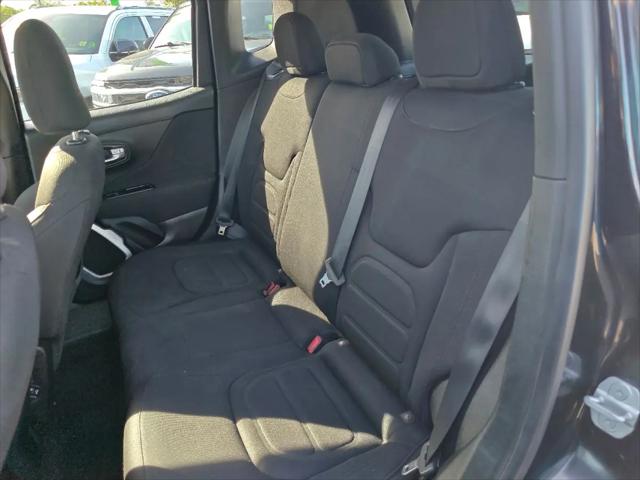 2018 Jeep Renegade Latitude FWD