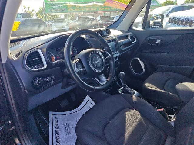 2018 Jeep Renegade Latitude FWD
