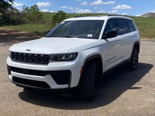2026 Jeep Grand Cherokee L Altitude 4x2
