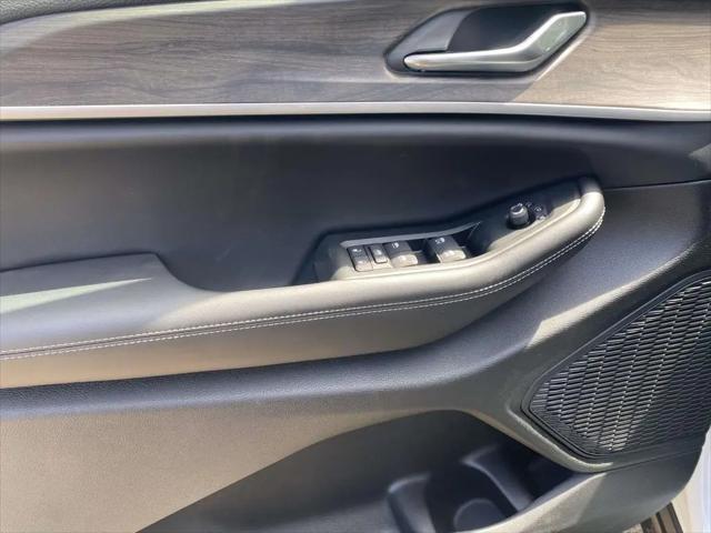 2026 Jeep Grand Cherokee L Altitude 4x2