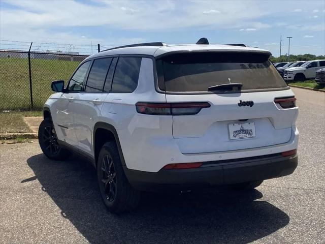 2026 Jeep Grand Cherokee L Altitude 4x2