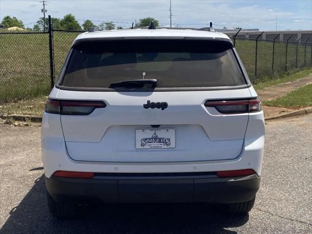 2026 Jeep Grand Cherokee L Altitude 4x2