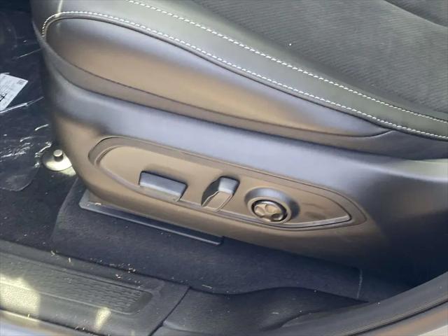 2026 Jeep Grand Cherokee L Altitude 4x2