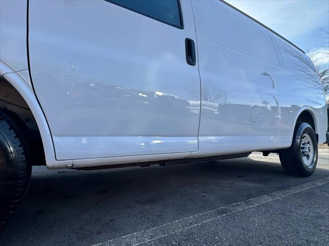 2013 GMC Savana 2500 Work Van