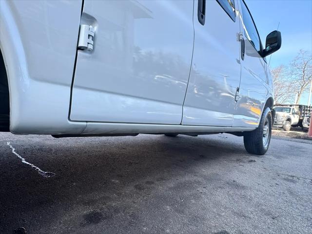 2013 GMC Savana 2500 Work Van