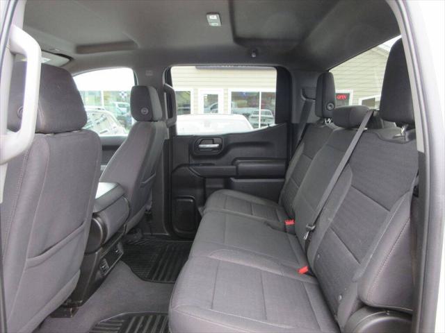 2023 Chevrolet Silverado 1500 4WD Crew Cab Short Bed Custom