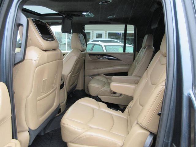 2019 Cadillac Escalade ESV Platinum