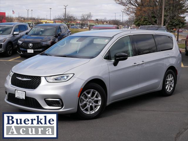 2024 Chrysler Pacifica Touring L for sale in Brooklyn Park, MN