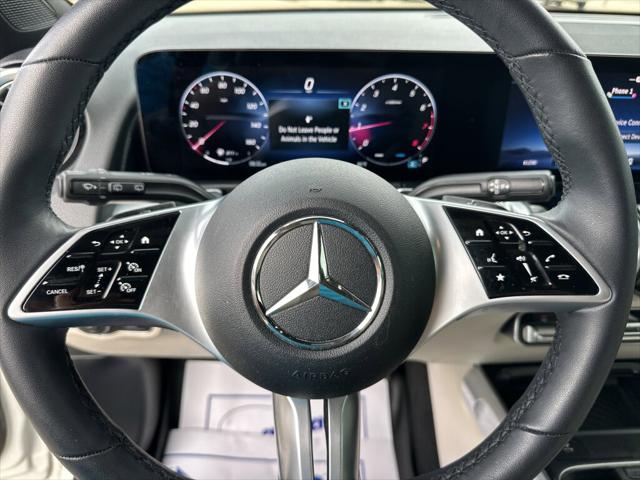 2025 Mercedes-Benz GLB 4MATIC