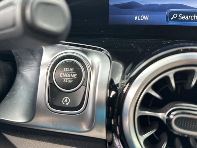 2025 Mercedes-Benz GLB 4MATIC