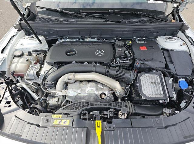 2025 Mercedes-Benz GLB 4MATIC