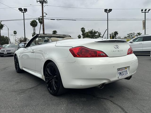 2014 INFINITI Q60 Unknown