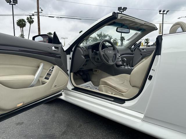 2014 INFINITI Q60 Unknown