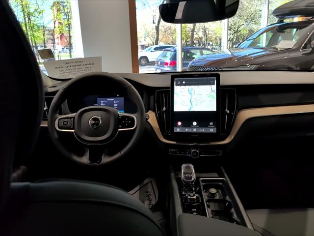 2026 Volvo XC60 B5 Plus