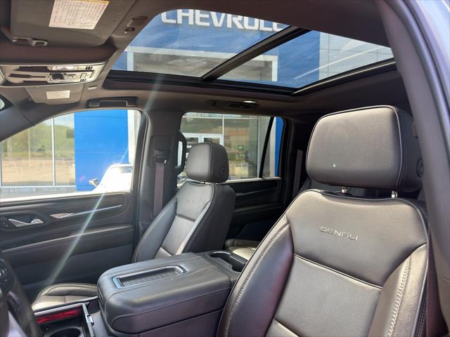 2023 GMC Yukon XL 4WD Denali