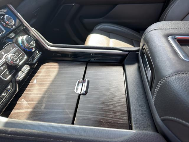 2023 GMC Yukon XL 4WD Denali