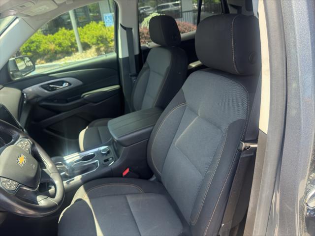 2021 Chevrolet Traverse FWD LT Cloth