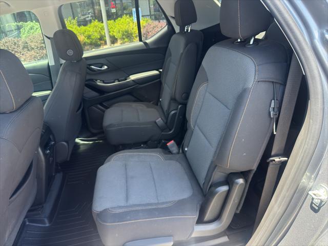 2021 Chevrolet Traverse FWD LT Cloth