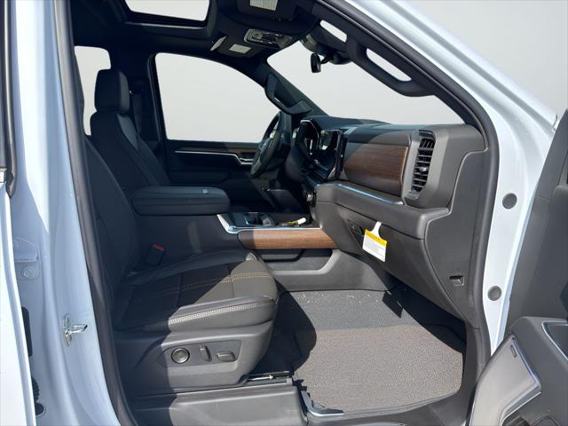 2026 Chevrolet Silverado 3500HD Crew Cab, Standard Bed, High Country, 4WD