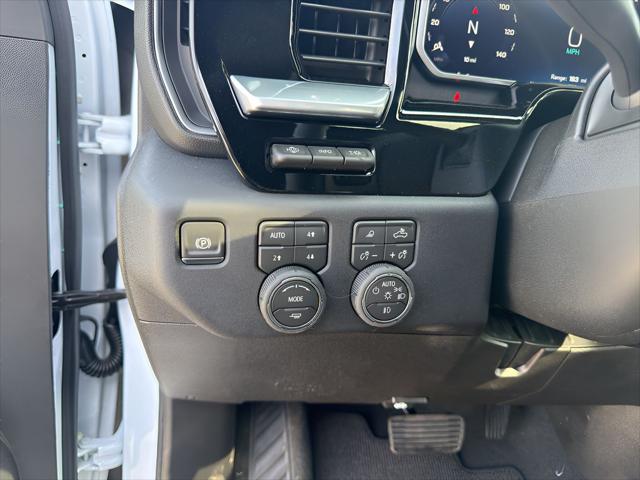 2026 Chevrolet Silverado 3500HD Crew Cab, Standard Bed, High Country, 4WD