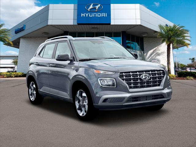 2026 Hyundai Venue SEL w/Two-Tone Roof