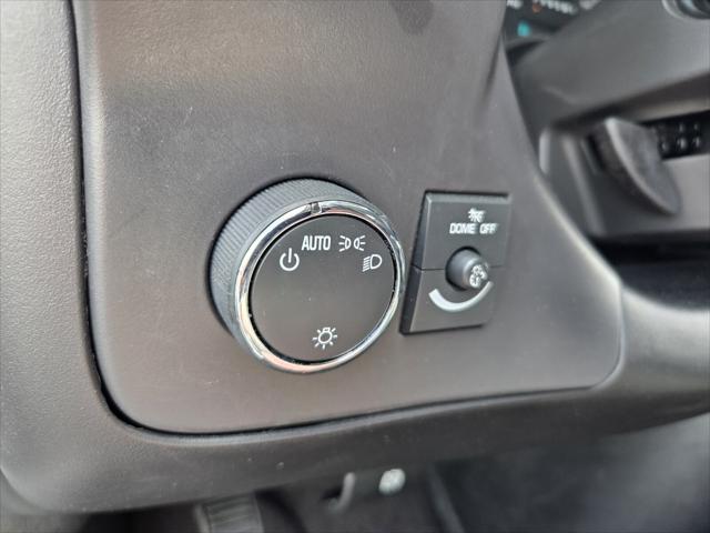 2024 Chevrolet Express Passenger RWD 3500 Extended Wheelbase LT