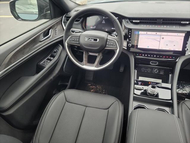 2026 Jeep Grand Cherokee Limited Reserve
