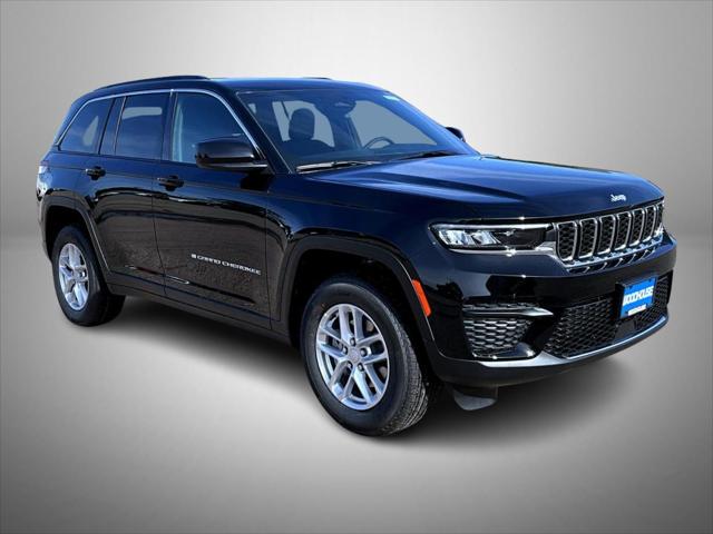 2026 Jeep Grand Cherokee Laredo 4x4