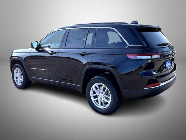 2026 Jeep Grand Cherokee Laredo 4x4