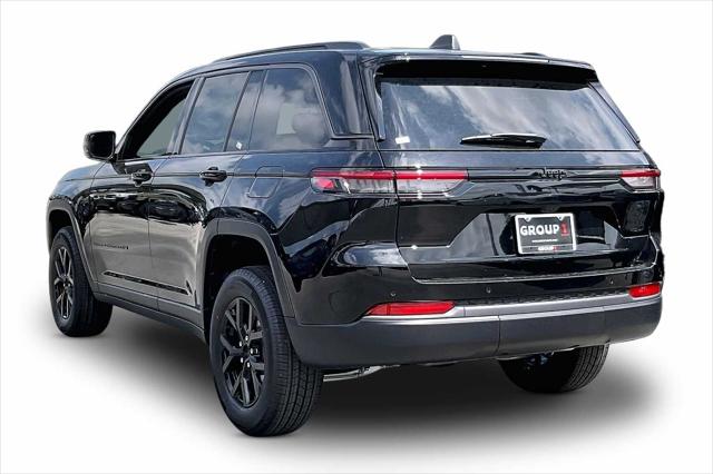 2026 Jeep Grand Cherokee Altitude 4x2