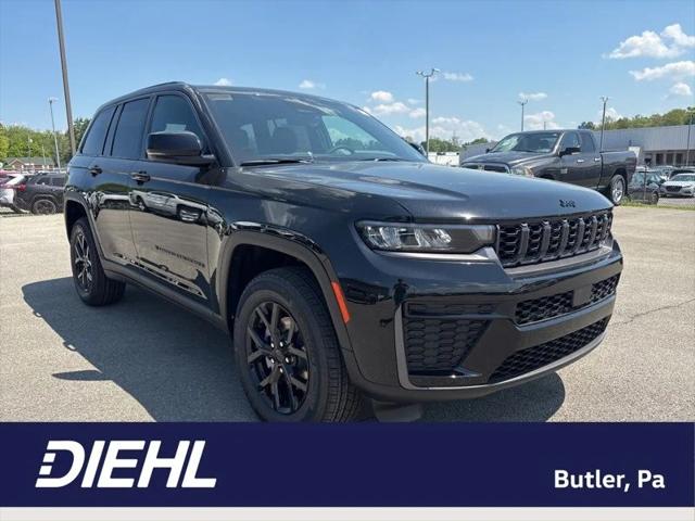 2026 Jeep Grand Cherokee GRAND CHEROKEE LAREDO ALTITUDE 4X4 2026 Jeep Grand Cherokee GRAND CHEROKEE LAREDO ALTITUDE 4X4