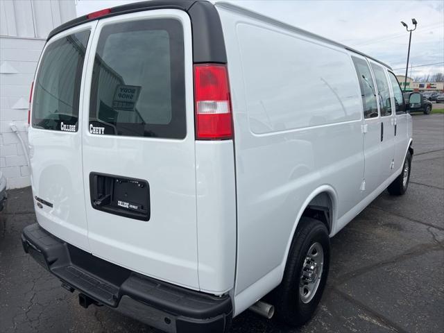 2026 Chevrolet Express Cargo Van 2500 Extended Wheelbase, WT, RWD