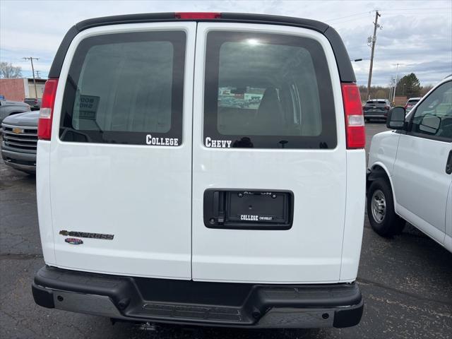 2026 Chevrolet Express Cargo Van 2500 Extended Wheelbase, WT, RWD